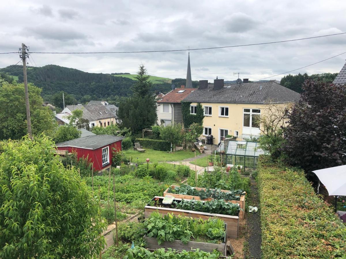 Ferienwohnung Eifelmittendrin Waxweiler 외부 사진