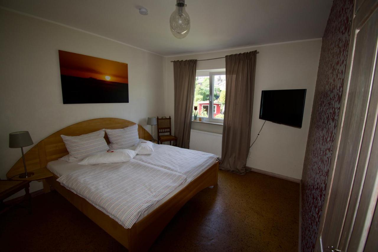 Ferienwohnung Eifelmittendrin Waxweiler 외부 사진