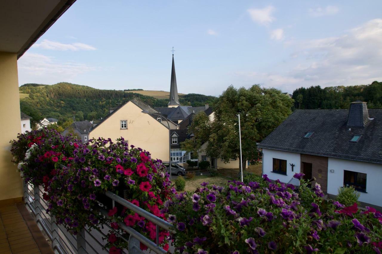 Ferienwohnung Eifelmittendrin Waxweiler 외부 사진